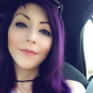 Meet your Posher, Desiree